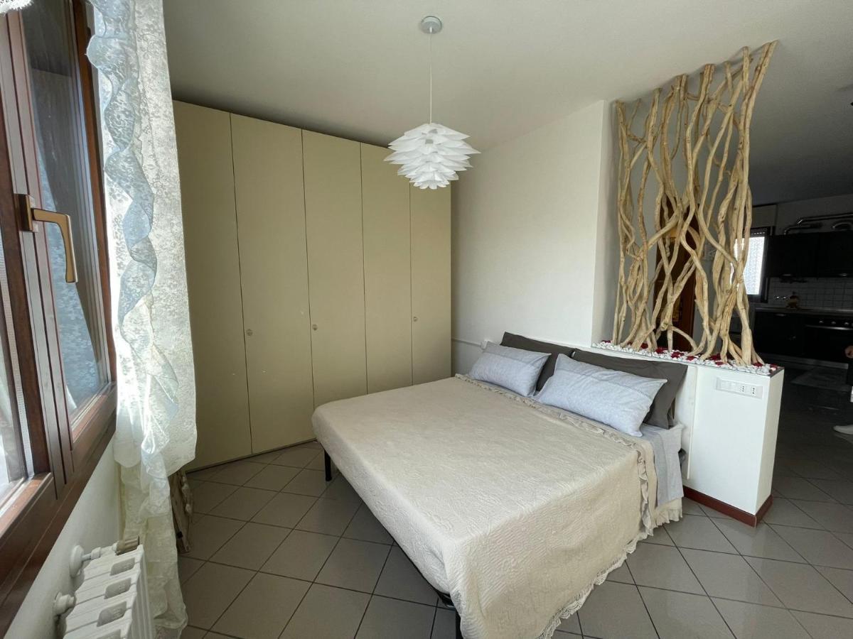 Apartment "La Balotta" Bolonia Exterior foto
